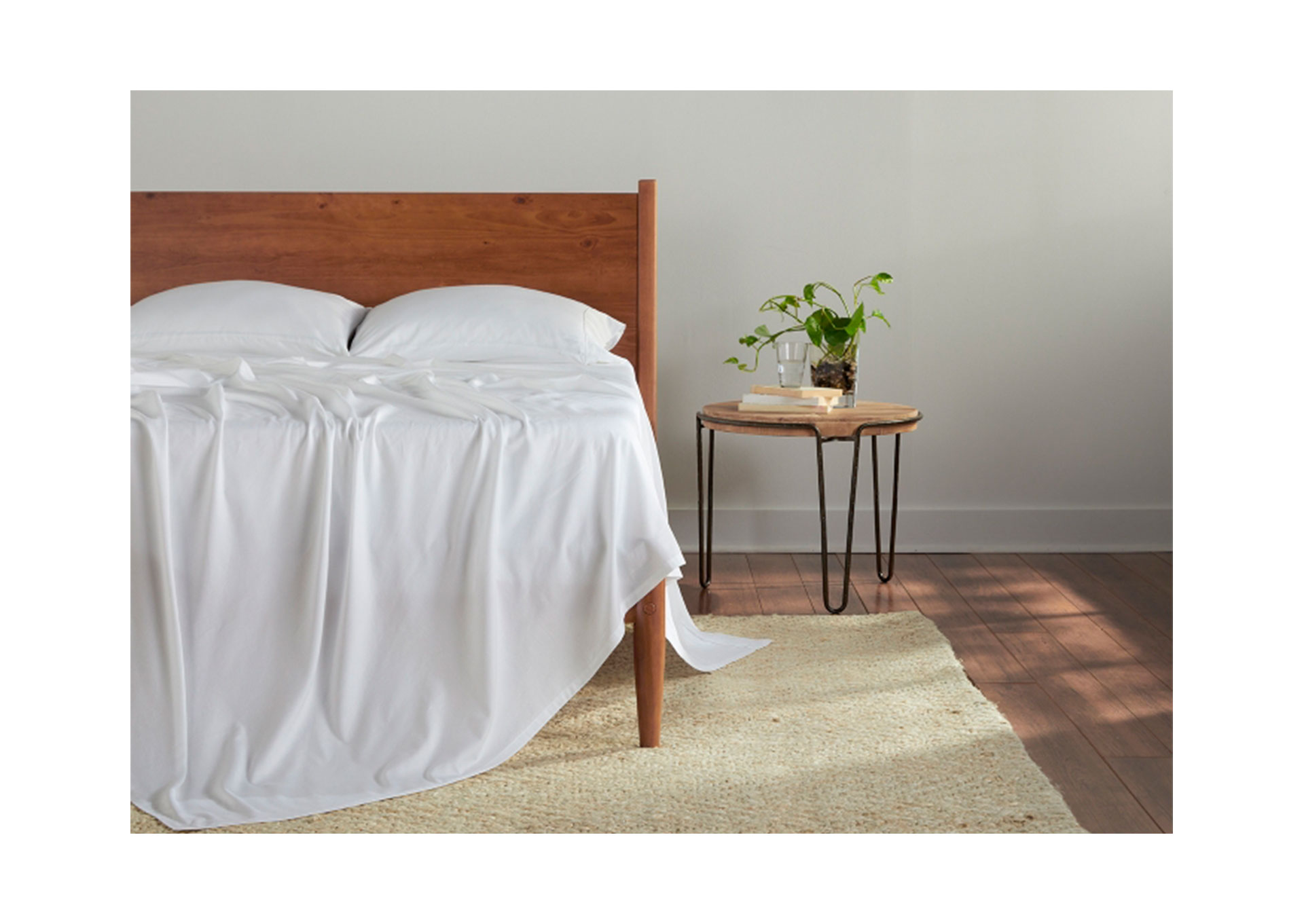 HC WHITE LIFESTYLE image 3