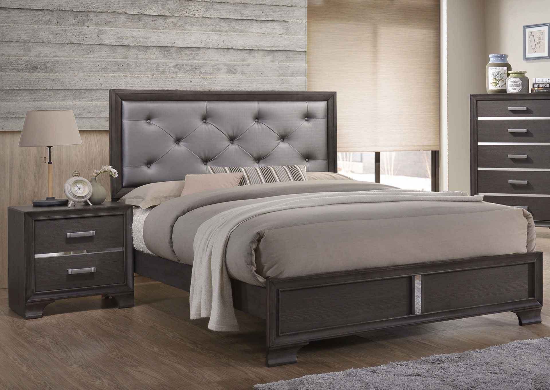 Dormitorio Full 5 piezas con Respaldo Tapizado Apanelado - Color Gris image 1