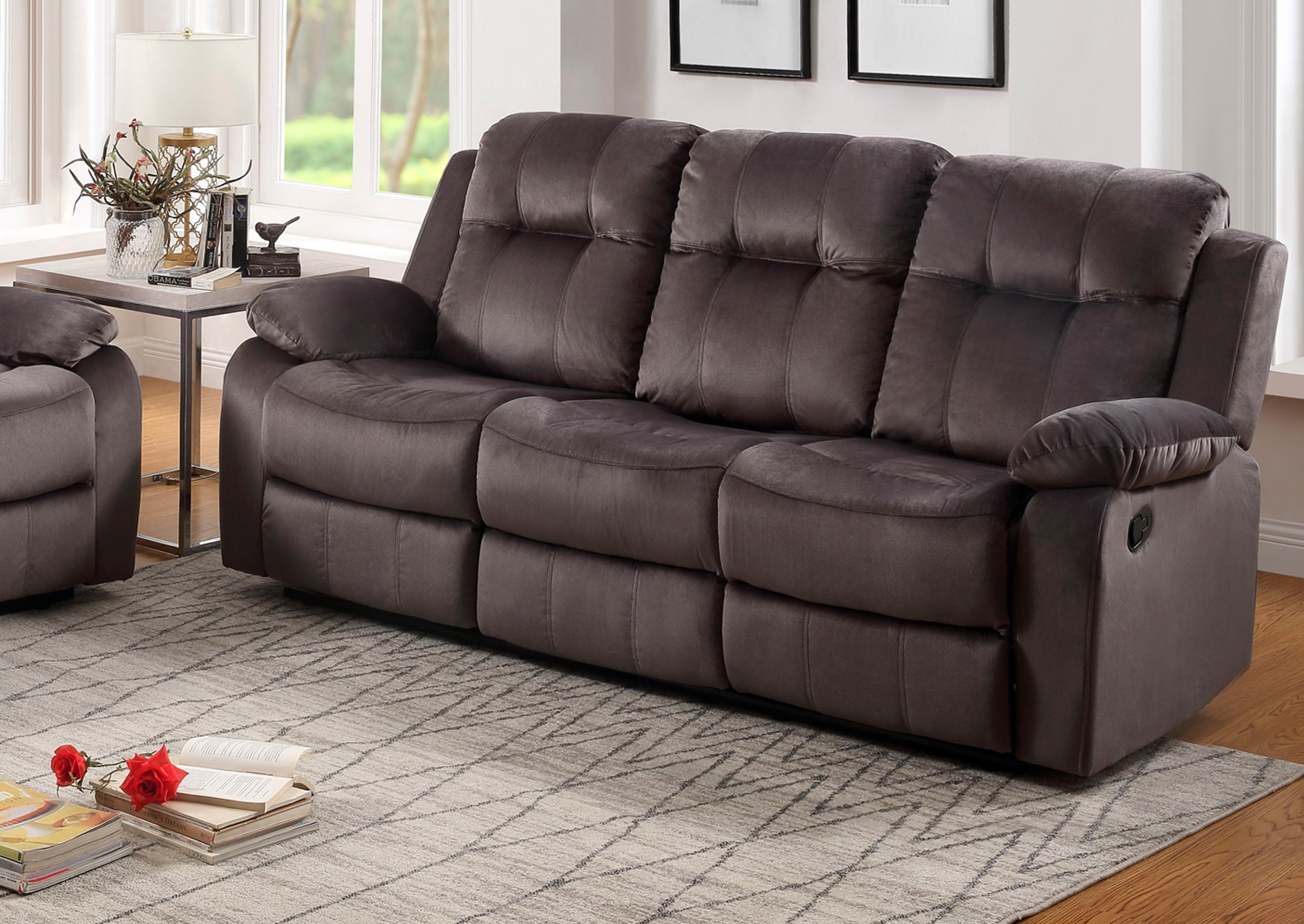 sofa image 3